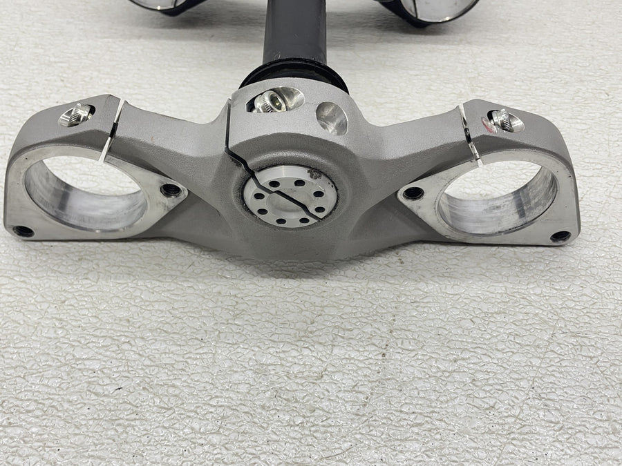 21-24 DUCATI SUPERSPORT 950 S FRONT FORKS CLAMP LOWER TRIPLE TREE STEM
