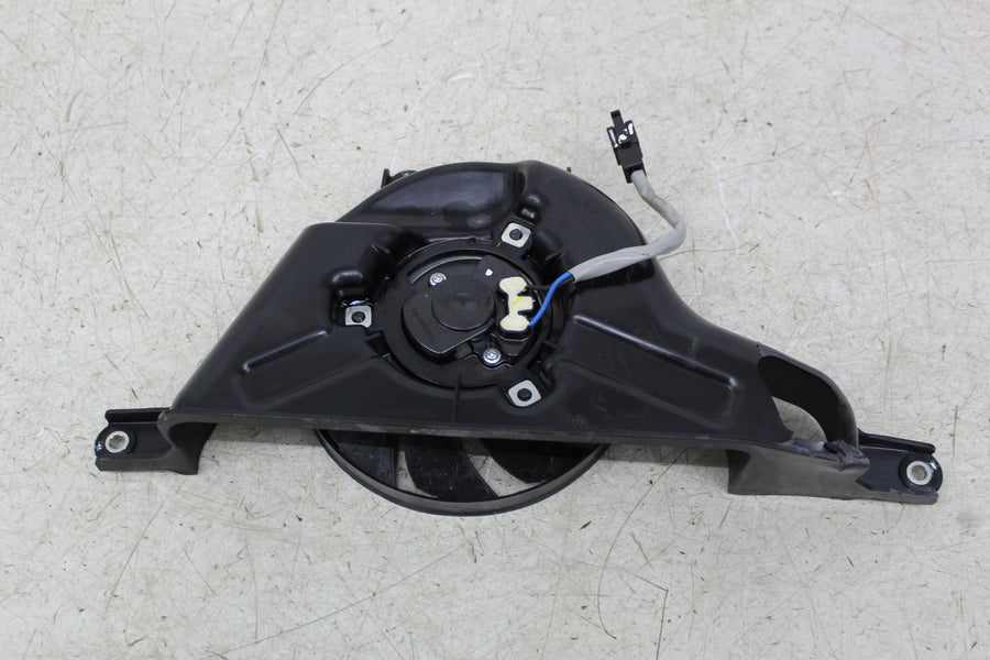 24 KAWASAKI NINJA ZX4R ENGINE RADIATOR COOLING FAN (SEE DESCP)