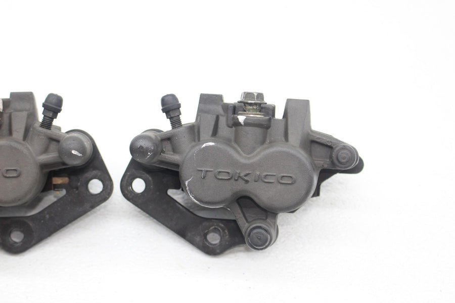 99-03 SUZUKI BANDIT 600 GSF600 RIGHT LEFT FRONT BRAKE CALIPER SET PAIR MASTER