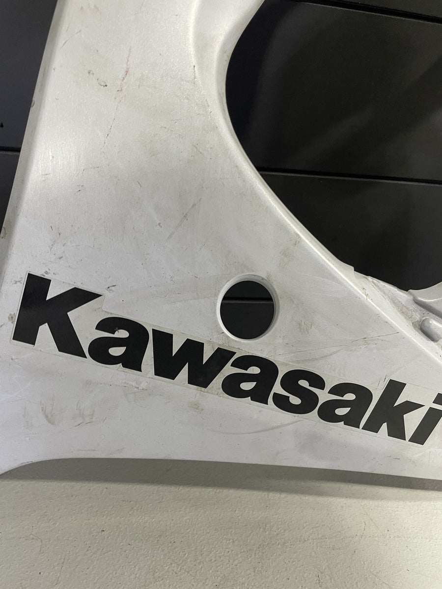 11-15 KAWASAKI NINJA ZX10R RIGHT MID UPPER SIDE FAIRING COWL PLASTIC
