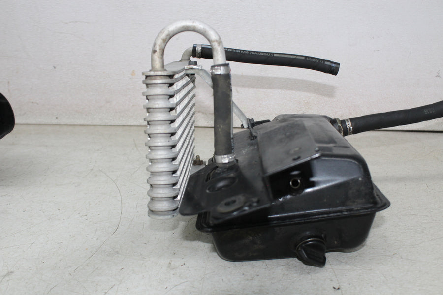 10-12 CAN-AM SPYDER ROADSTER RT ENGINE MOTOR OIL TANK RESERVOIR COOLER