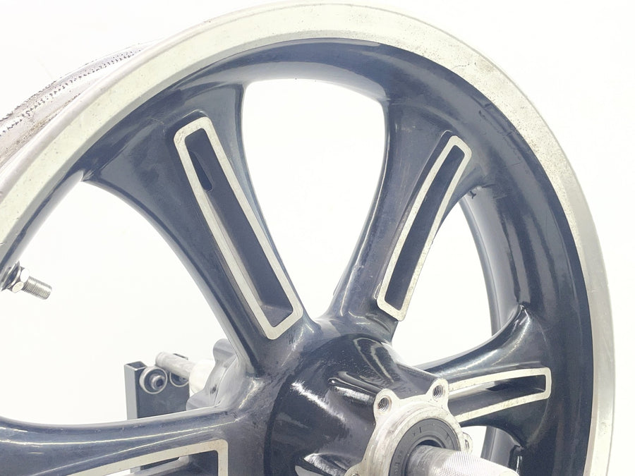 12-17 VICTORY CROSS COUNTRY TOUR FRONT WHEEL RIM