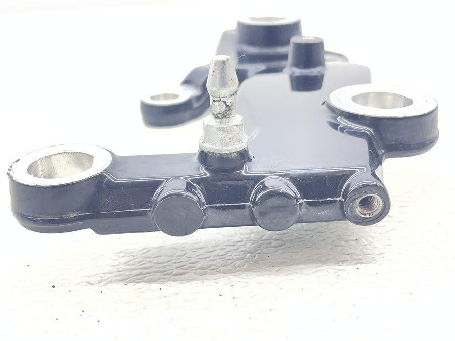 25-26 HARLEY-DAVIDSON NIGHTSTER RH975 FRAME MOUNT BRACKET PAIR