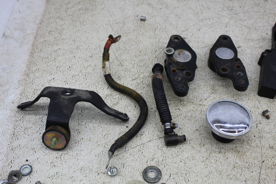 00-06 HARLEY-DAVIDSON ROAD KING CLASSIC FLHRCI PARTS HARDWARE KICKSTAND RISERS