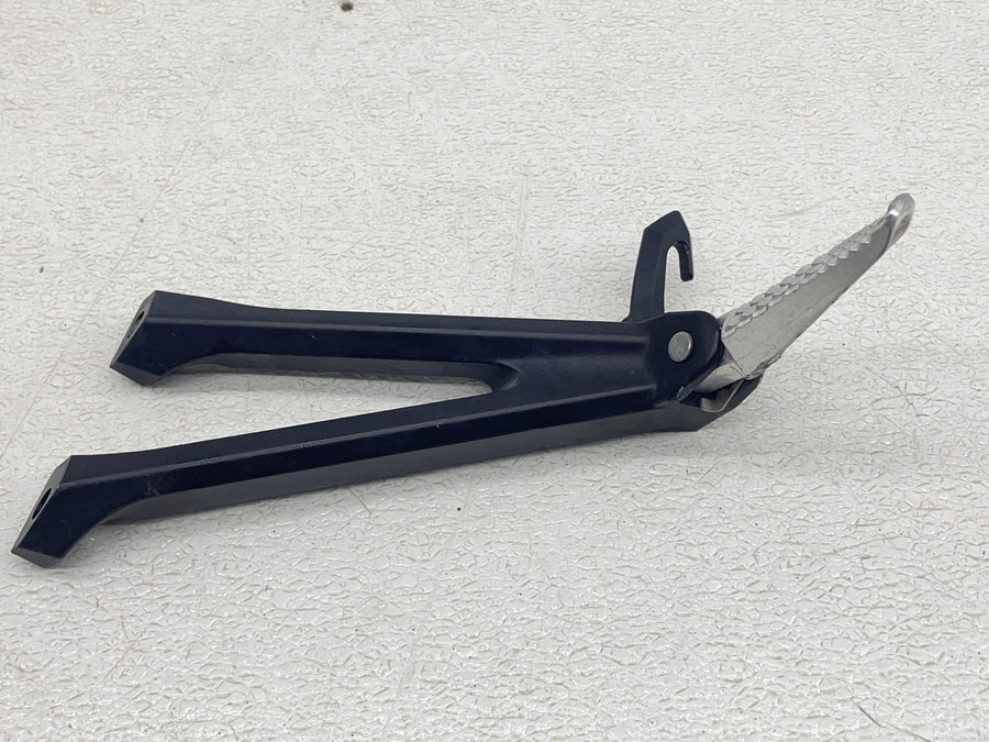 11-26 SUZUKI GSXR600 GSXR750 REAR BACK PASSENGER PEG SET PAIR