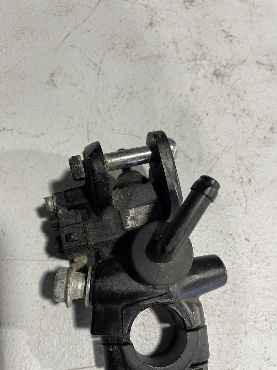 06-07 SUZUKI GSXR750 FRONT BRAKE MASTER CYLINDER 59600-47H10