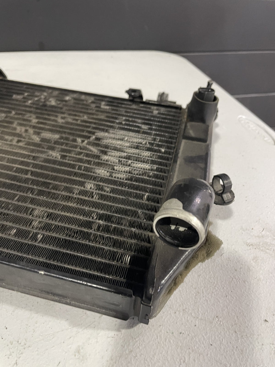 99-02 YAMAHA YZF R6 ENGINE RADIATOR MOTOR COOLER COOLING RADIATER