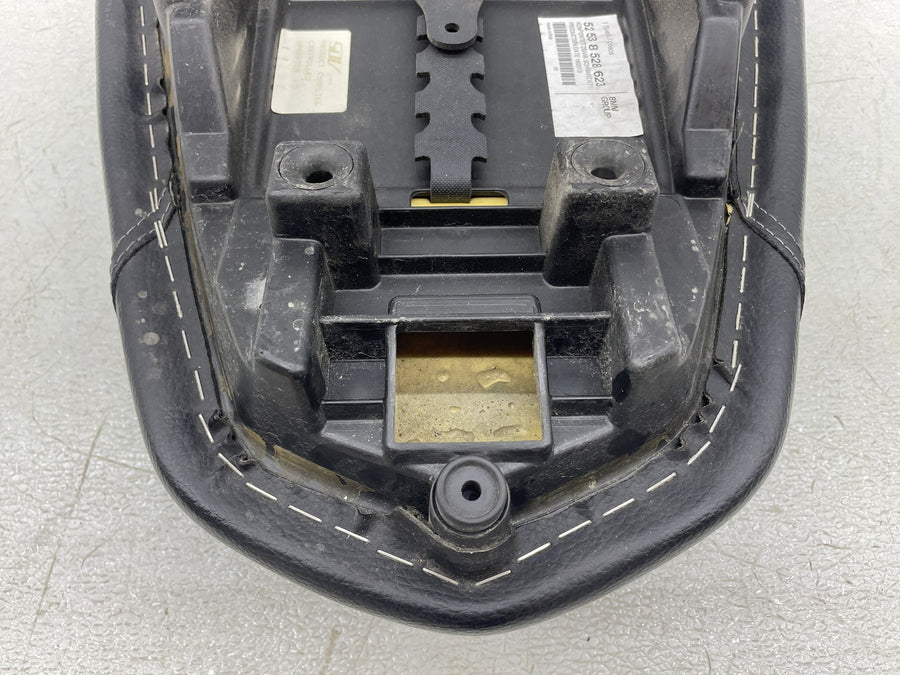 09-14 BMW F800R FRONT DRIVERS SEAT PAD CUSHION
