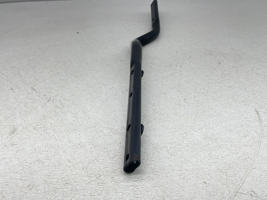 21-22 HARLEY-DAVIDSON IRON 883 XL883N MUFFLER EXHAUST PIPE BRACKET MOUNT