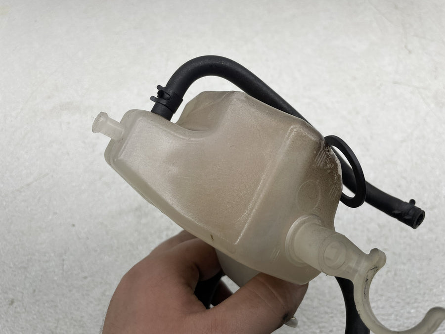 17-23 HARLEY-DAVIDSON ELECTRA GLIDE ULTRA LIMITED FLHTK COOLANT BOTTLE TANK