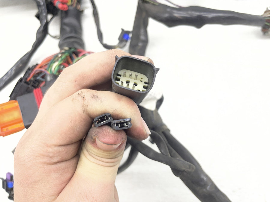 13 HARLEY-DAVIDSON ROAD GLIDE CVO CUSTOM FLTRXSE2 MAIN ENGINE WIRING HARNESS
