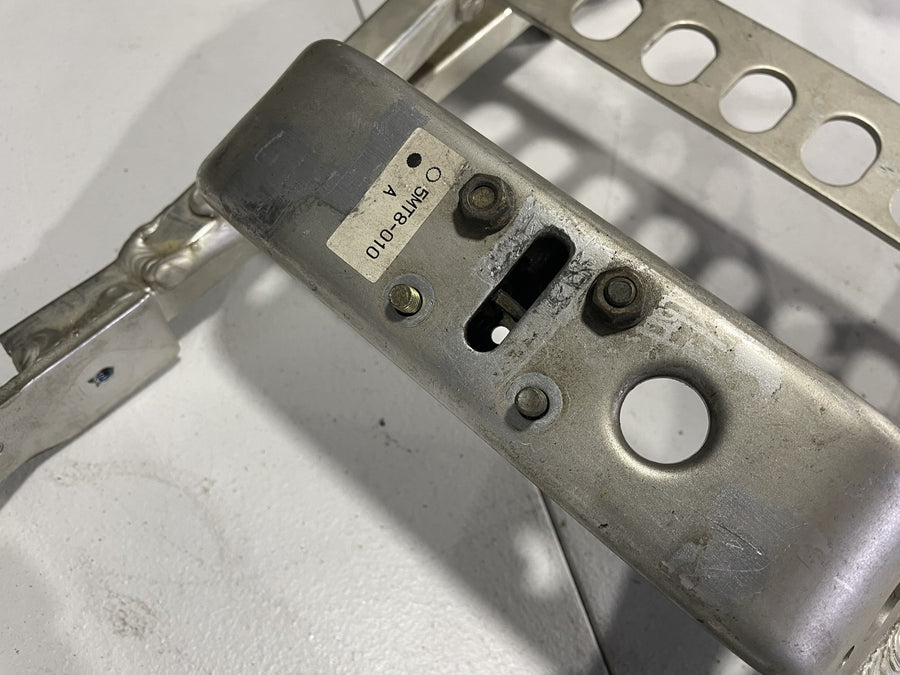 99-02 YAMAHA YZF R6 REAR BACK TAIL SUBFRAME SUB FRAME