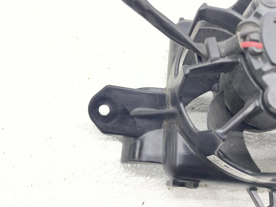 17-23 HARLEY-DAVIDSON ELECTRA GLIDE ULTRA LIMITED RIGHT ENGINE RADIATOR FAN