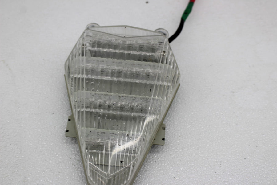 06-07 YAMAHA YZF R6 REAR TAIL TAILLIGHT BACK BRAKE LIGHT