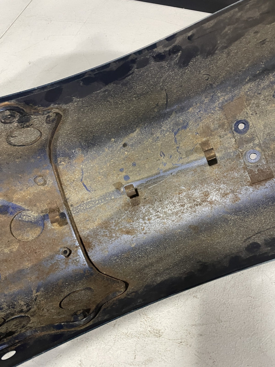2000 KAWASAKI VULCAN 1500 VN1500A REAR BACK WHEEL FENDER MUD GUARD