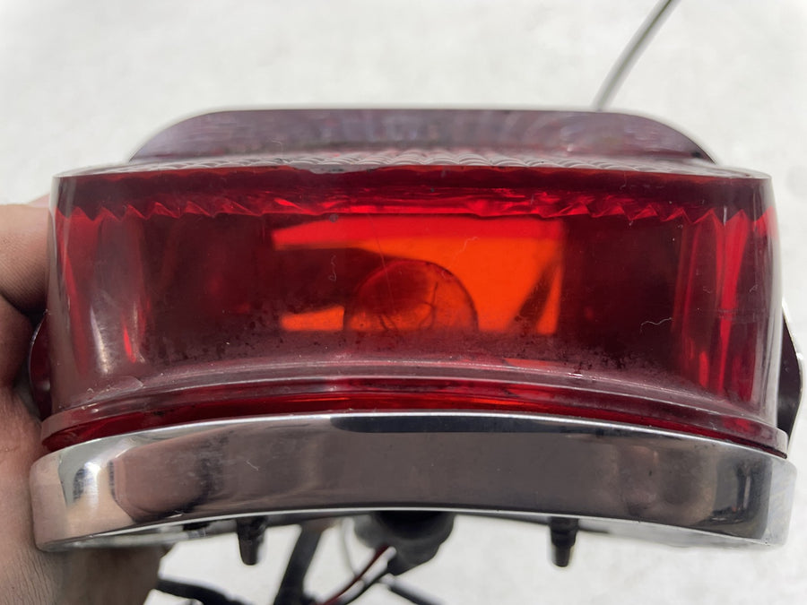 89-91 HARLEY-DAVIDSON ELECTRA GLIDE CLASSIC TAILLIGHT REAR BRAKE LIGHT W/ COVER