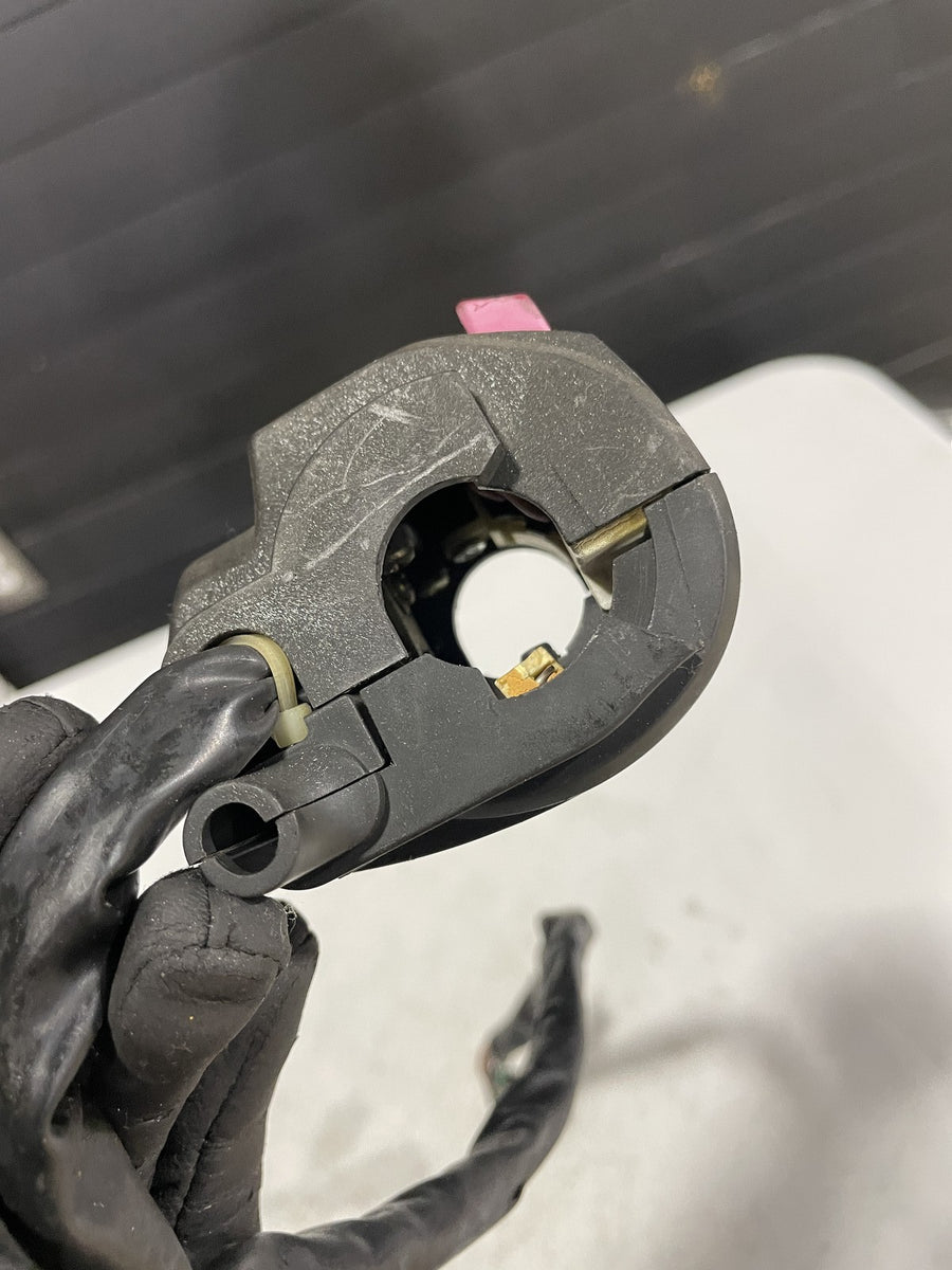 93-01 KAWASAKI NINJA ZX11 LEFT CLIP ON HANDLE HORN SIGNALS SWITCH SWITCHES