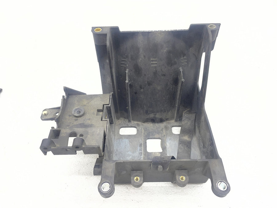 12-16 HARLEY-DAVIDSON ROAD GLIDE SPECIAL FLTRXS BATTERY TRAY BOX HOLDER