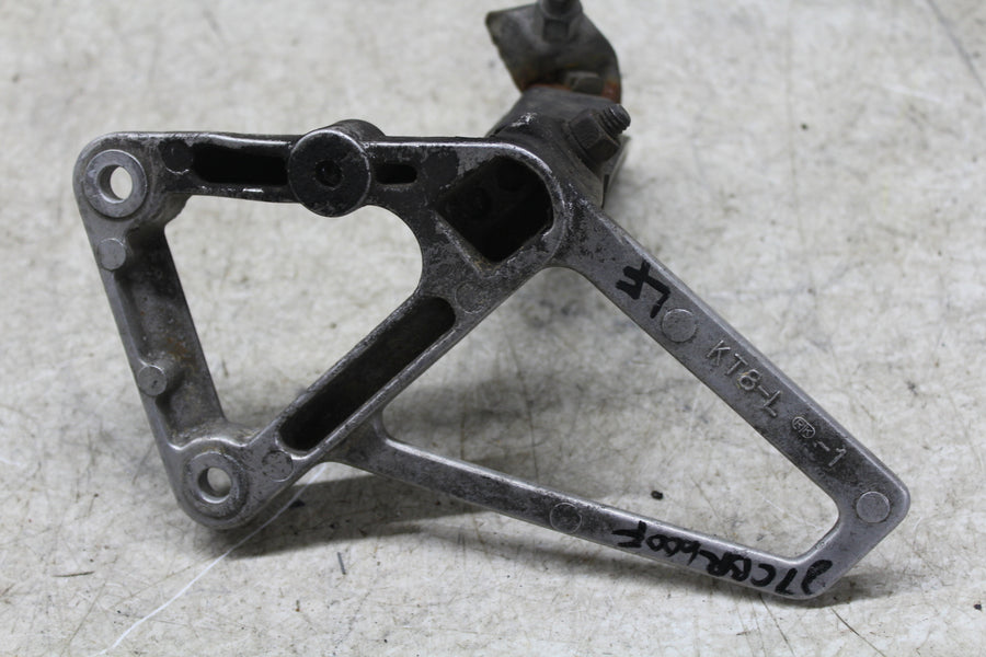 1987 HONDA CBR600F LEFT FRONT BRACKET PEG FITS 87-90