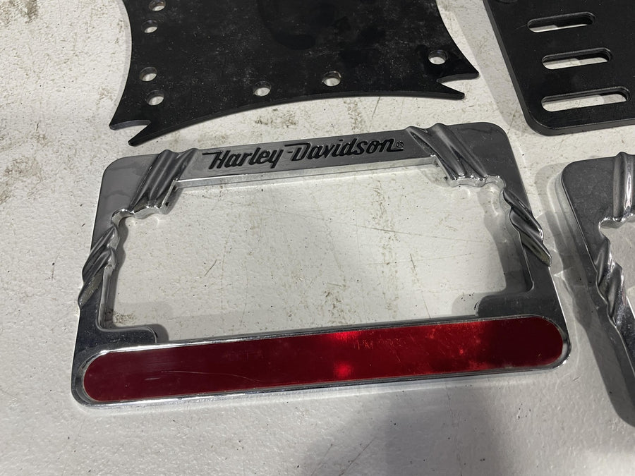 HARLEY-DAVIDSON DYNA SOFTAIL ELECTRA GLIDE CVO REAR LICENSE PLATE MOUNT LOT