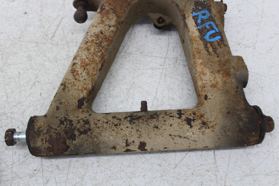 16 KUBOTA RTV-X1140 FRONT LOWER UPPER RIGHT CONTROL A ARMS