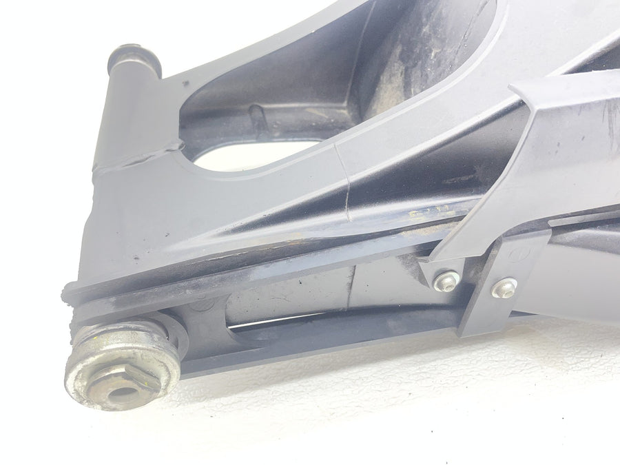 11-13 YAMAHA FZ8 REAR SWINGARM BACK SUSPENSION SWING ARM
