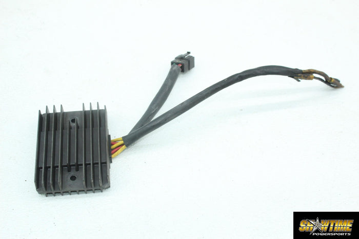 10-14 APRILIA RSV4 RECTIFIER VOLTAGE REGULATOR (READ)
