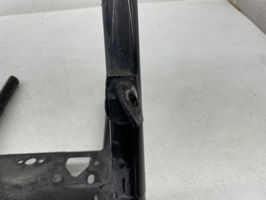 07-11 HARLEY-DAVIDSON ROAD KING CLASSIC FLHRC REAR BACK FENDER SUPPORT SUBFRAME