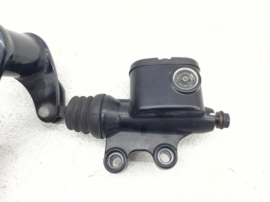 24-26 HARLEY-DAVIDSON ROAD GLIDE FLTRX REAR BACK BRAKE MASTER CYLINDER
