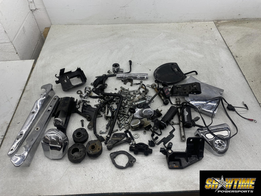 07-11 HARLEY-DAVIDSON SPORTSTER 1200 XL1200C PARTS HARDWARE LOT