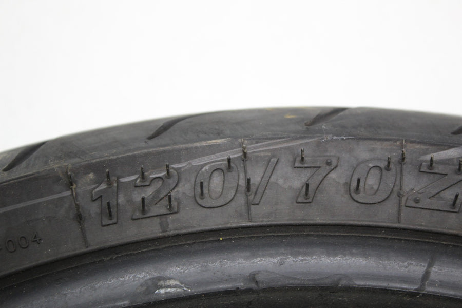 KENDA KM1 ST ROAD 120/70 ZR17 M/C (58W) FRONT TIRE (TREAD:4/32NDS)