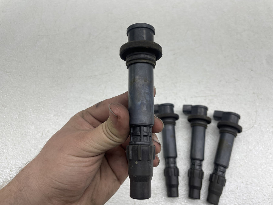 06-07 SUZUKI GSXR600 IGNITION COILS COIL SPARK PLUG CAPS