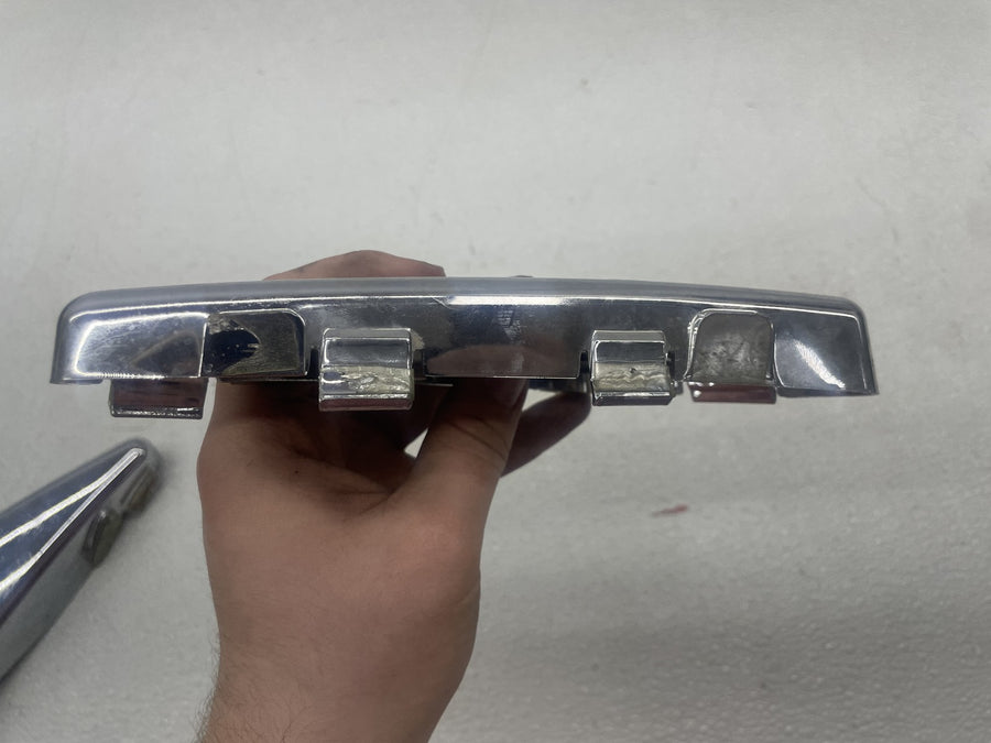02-06 HARLEY-DAVIDSON V-ROD VRSC SIDE COVER PANEL COWL FAIRING CHROME