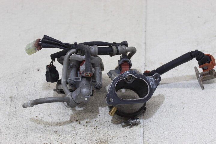 08 YAMAHA ROADLINER S XV1900S INTAKE MANIFOLD INJECTORS FUEL INJECTORS NOZZLES