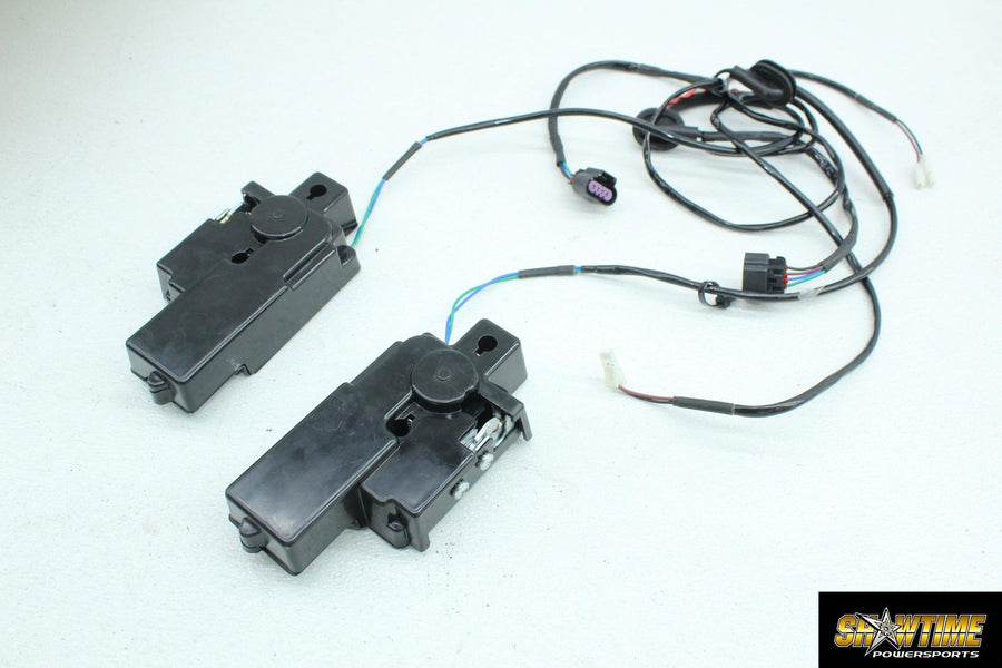 2014 INDIAN CHIEF VINTAGE SADDLEBAGS SADDLE BAG LOCKS SET (READ)