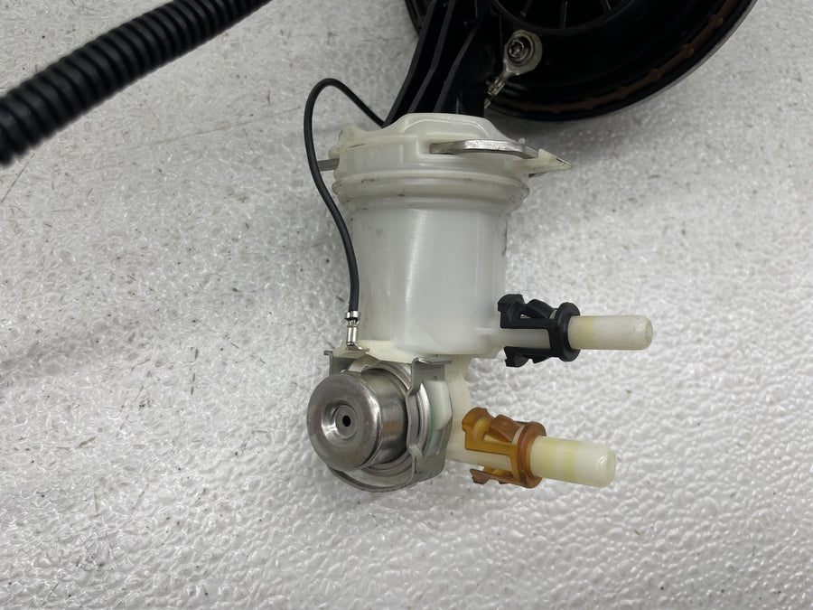 17-23 HARLEY-DAVIDSON ELECTRA GLIDE ULTRA LIMITED FLHTK FUEL PUMP GAS PETROL