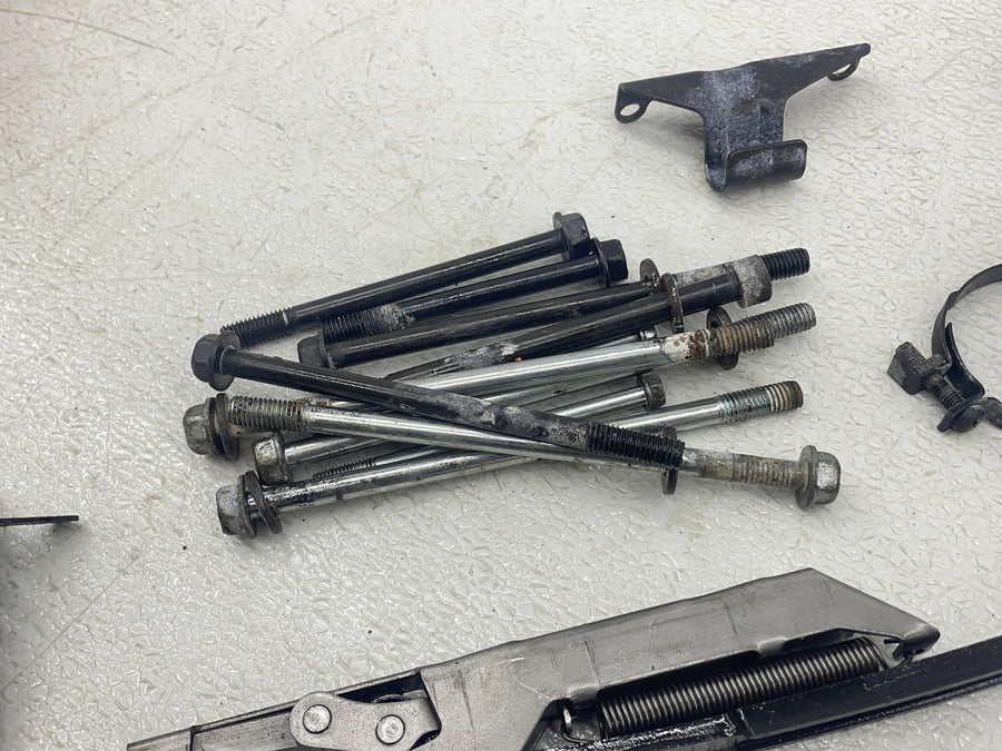 83 HONDA SHADOW 750 VT750 ENGINE MOTOR PARTS HARDWARE GUIDES BOLTS