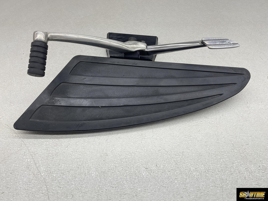 12-17 VICTORY CROSS COUNTRY TOUR LEFT FRONT FOOT REST BOARD STEP SHIFTER