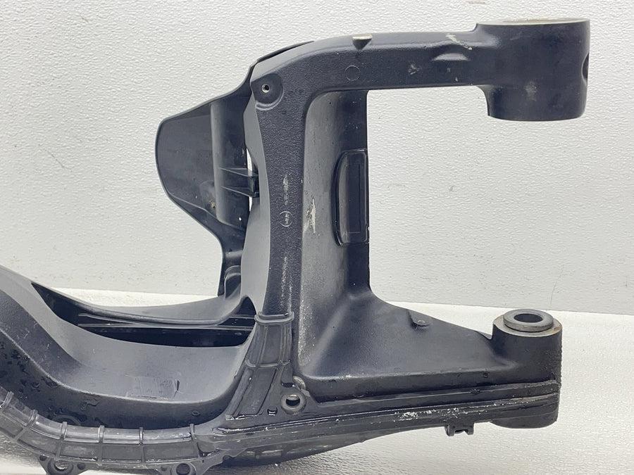 21-24 DUCATI SUPERSPORT 950 S REAR SWINGARM SUSPENSION SWING ARM HUB CARRIER
