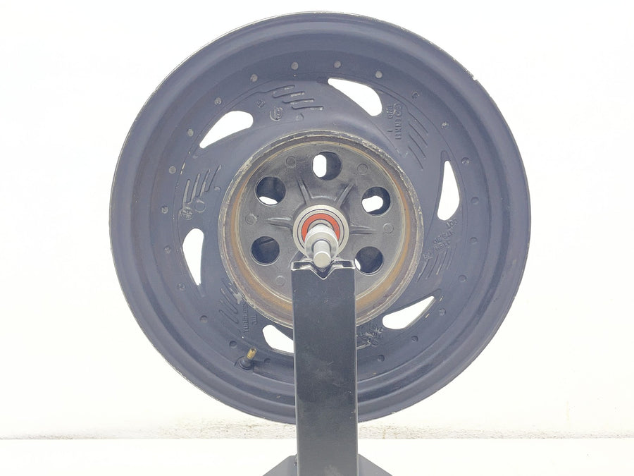 97-04 SUZUKI MARAUDER 800 VZ800 REAR BACK WHEEL RIM STRAIGHT