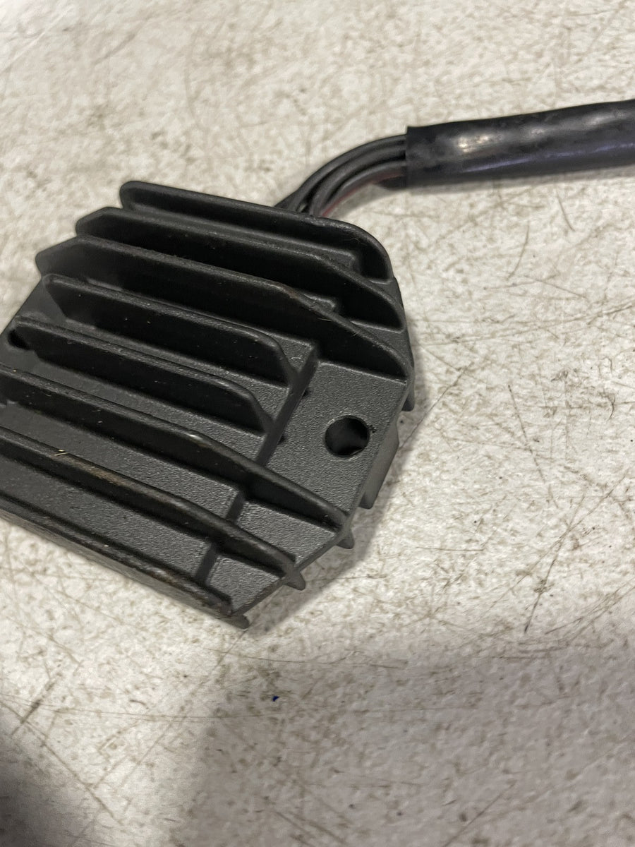 99-02 SUZUKI SV650 RECTIFIER VOLTAGE REGULATOR 32800-24B11