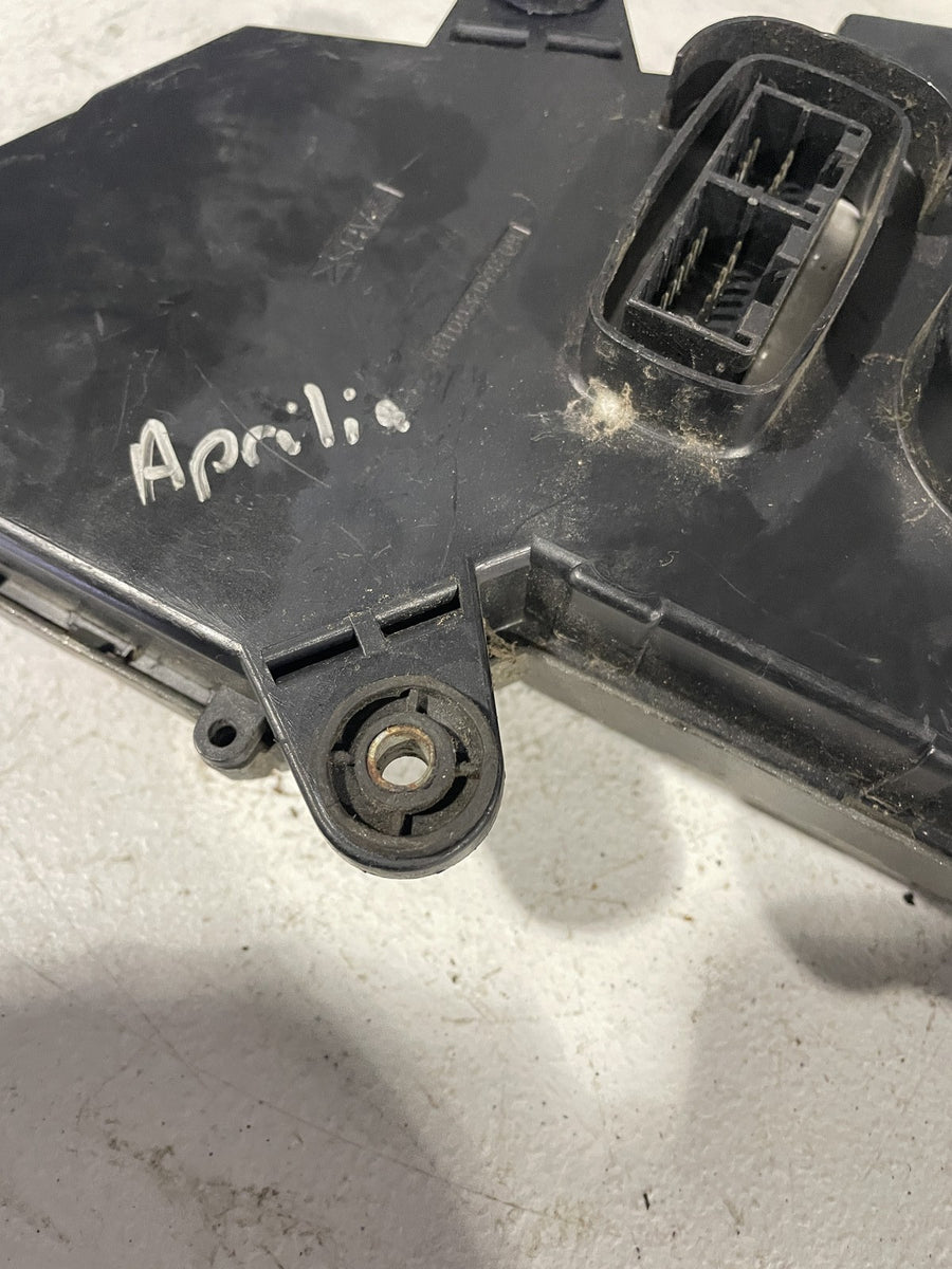 2002 APRILIA ETV1000 CAPONORD SPEEDO TACH GAUGES DISPLAY CLUSTER SPEEDOMETER