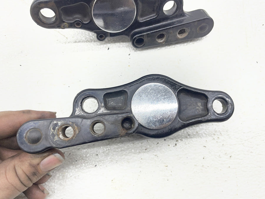 07-11 HARLEY-DAVIDSON STREET GLIDE FLHX REAR SWINGARM PIVOT BOLT MOUNT KIT