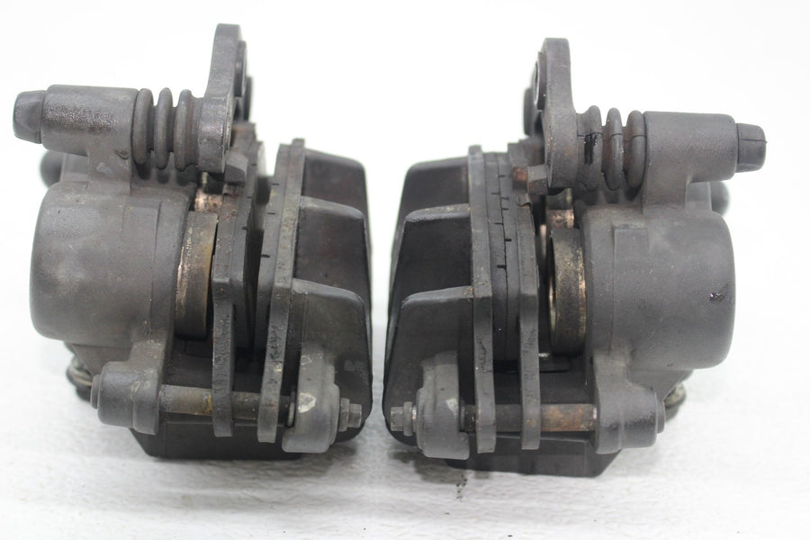 99-03 SUZUKI BANDIT 600 GSF600 RIGHT LEFT FRONT BRAKE CALIPER SET PAIR MASTER