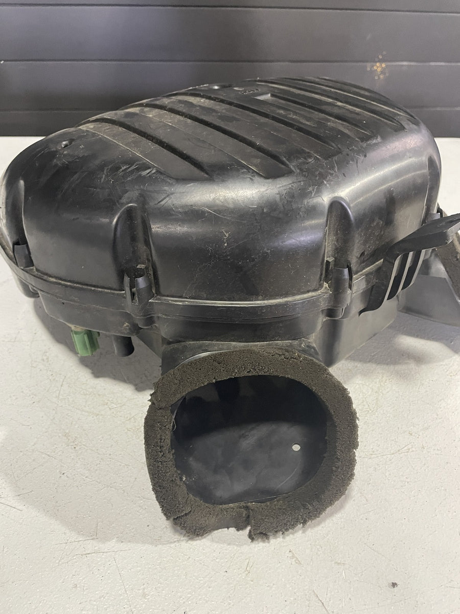 05-06 SUZUKI GSXR1000 AIRBOX AIR INTAKE FILTER BOX