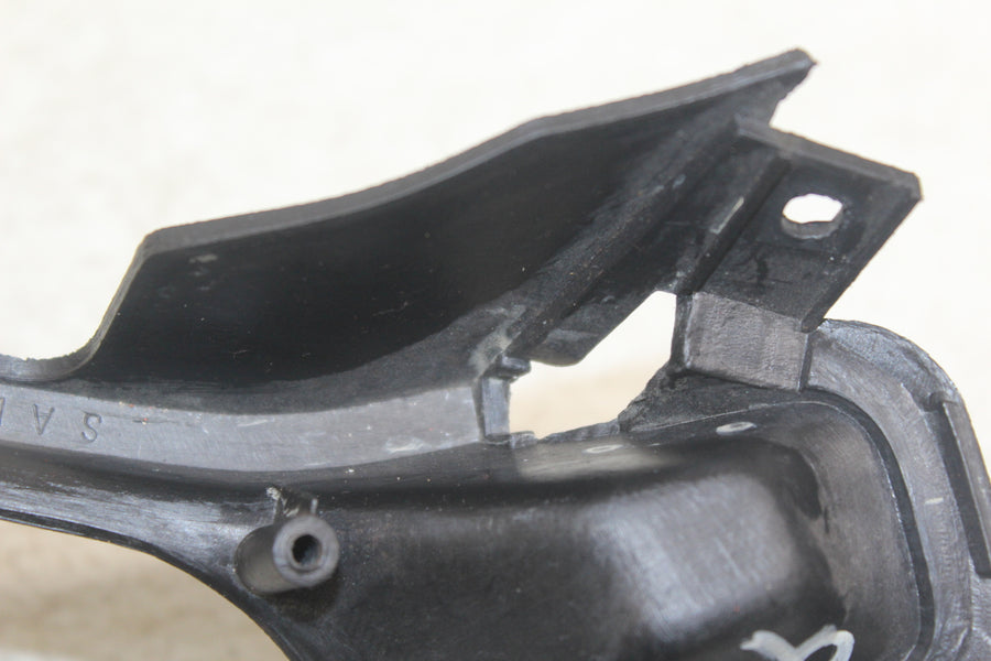 97-98 SUZUKI BANDIT 1200 FRONT LOWER INNER EXHAUST V FAIRING COWL GUARD