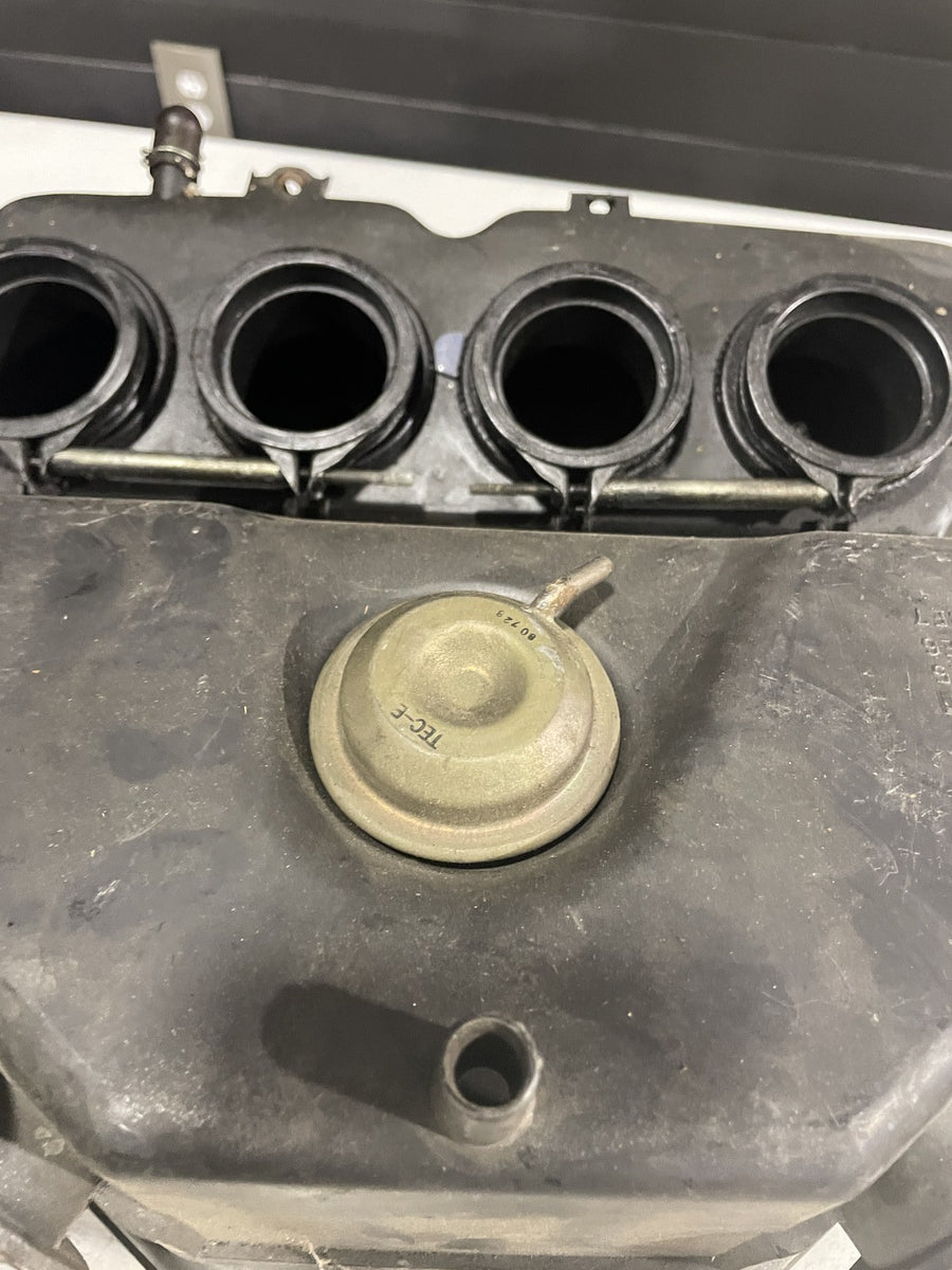 1997 SUZUKI GSXR600 SRAD AIRBOX AIR INTAKE FILTER BOX 13700-34E50
