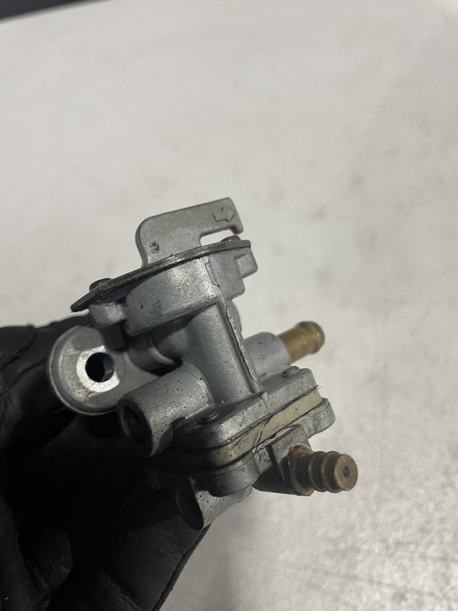 94-09 KAWASAKI NINJA 500R EX500D FUEL GAS TANK PETCOCK SHUT ON OFF VALVE