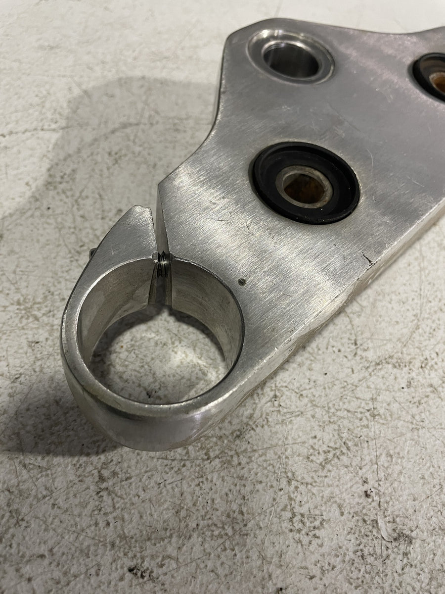 98-16 YAMAHA V STAR 650 XVS650 CUSTOM FORKS UPPER TRIPLE TREE CLAMP