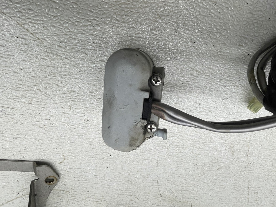 92-97 KAWASAKI JET SKI 750 SS PARTS HARDWARE MOUNT COLUMN CAP OIL STICK MOUNT